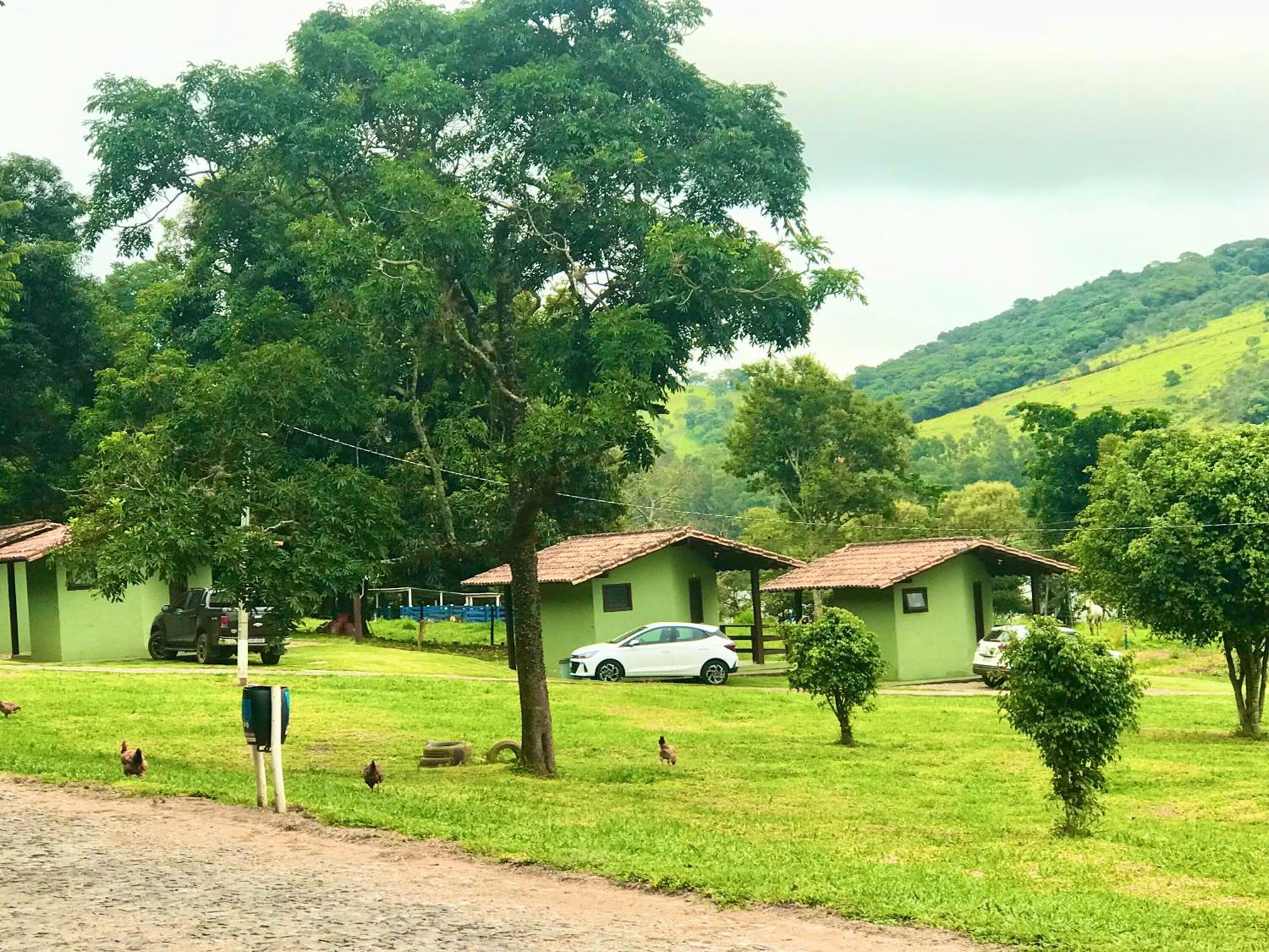 Pousada E Camping Recanto Da Praia Capitólio Exterior foto